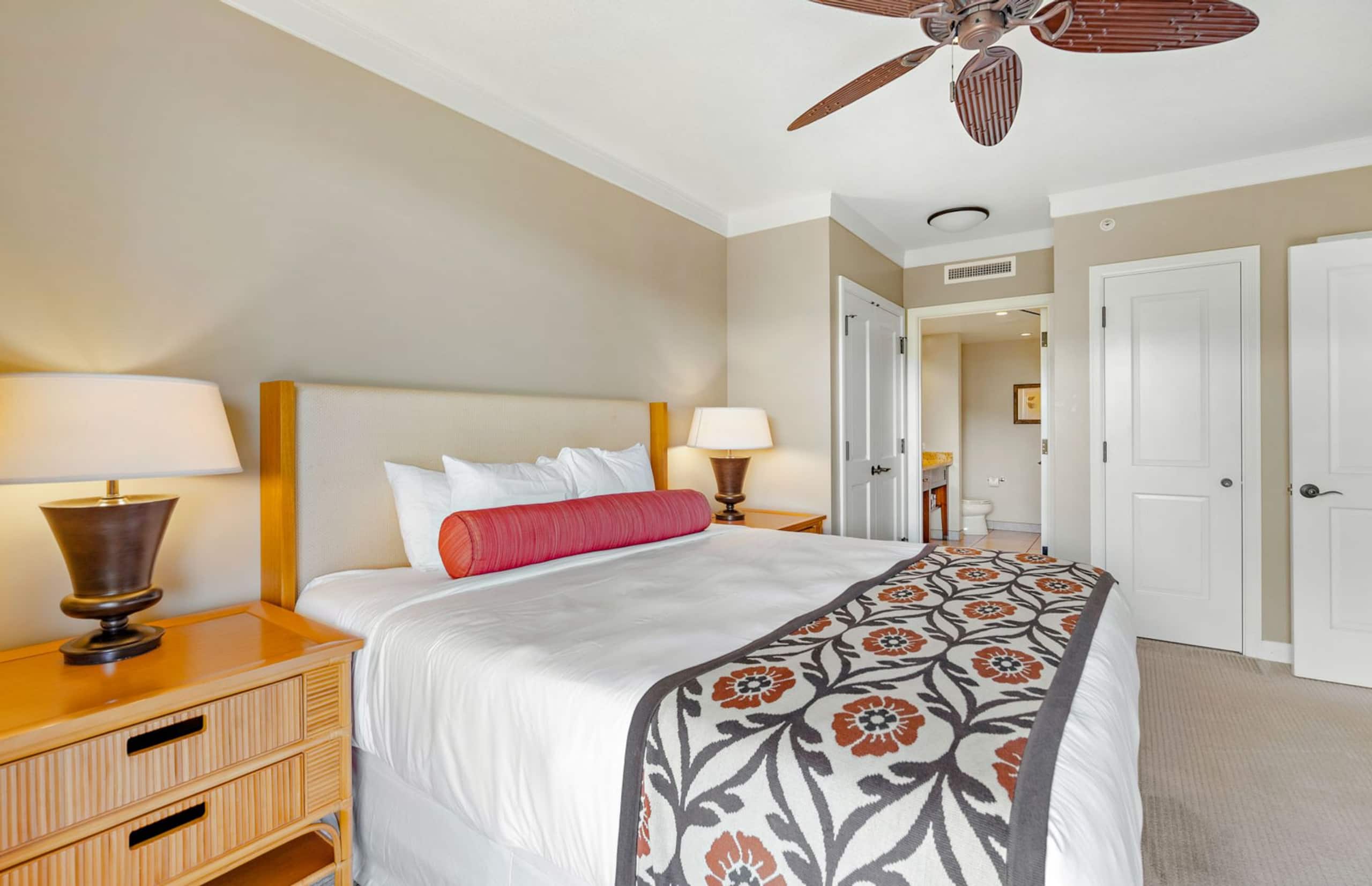 Condo in Lahaina · ★4.66 · 1 bedroom · 2 beds · 1 bath - Image 14