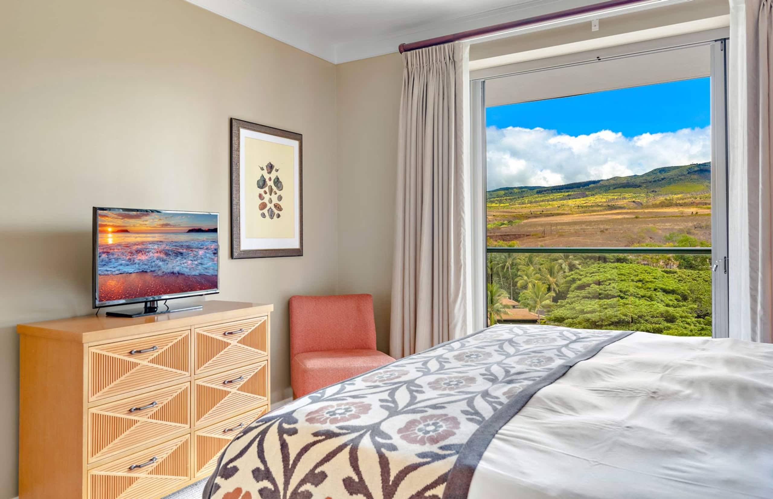 Condo in Lahaina · ★4.66 · 1 bedroom · 2 beds · 1 bath - Image 13