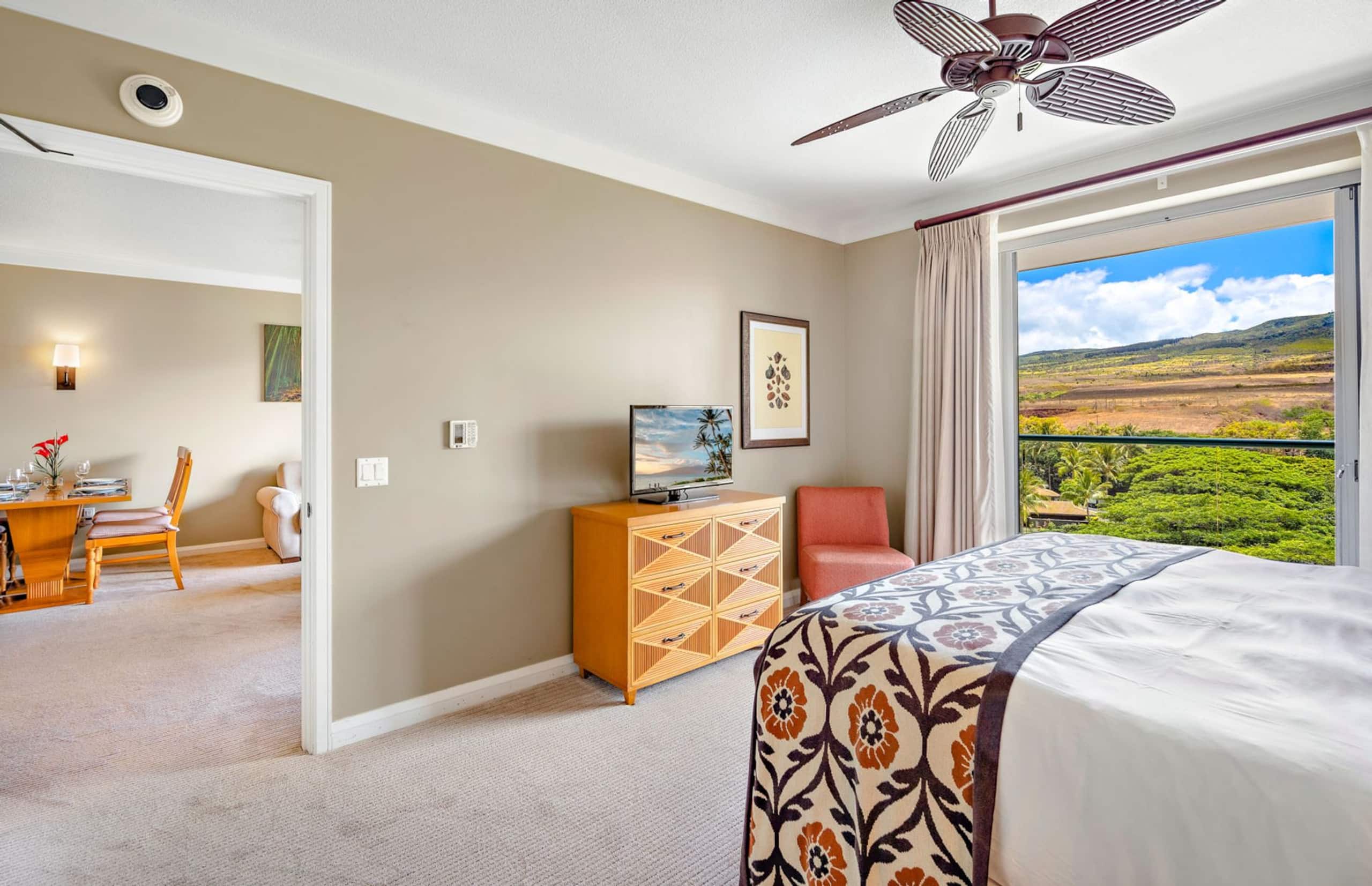 Condo in Lahaina · ★4.66 · 1 bedroom · 2 beds · 1 bath - Image 12