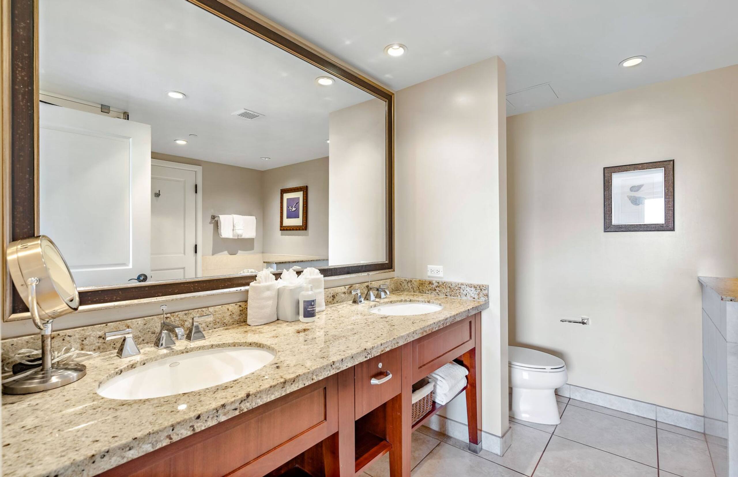 Condo in Lahaina · ★4.66 · 1 bedroom · 2 beds · 1 bath - Image 15