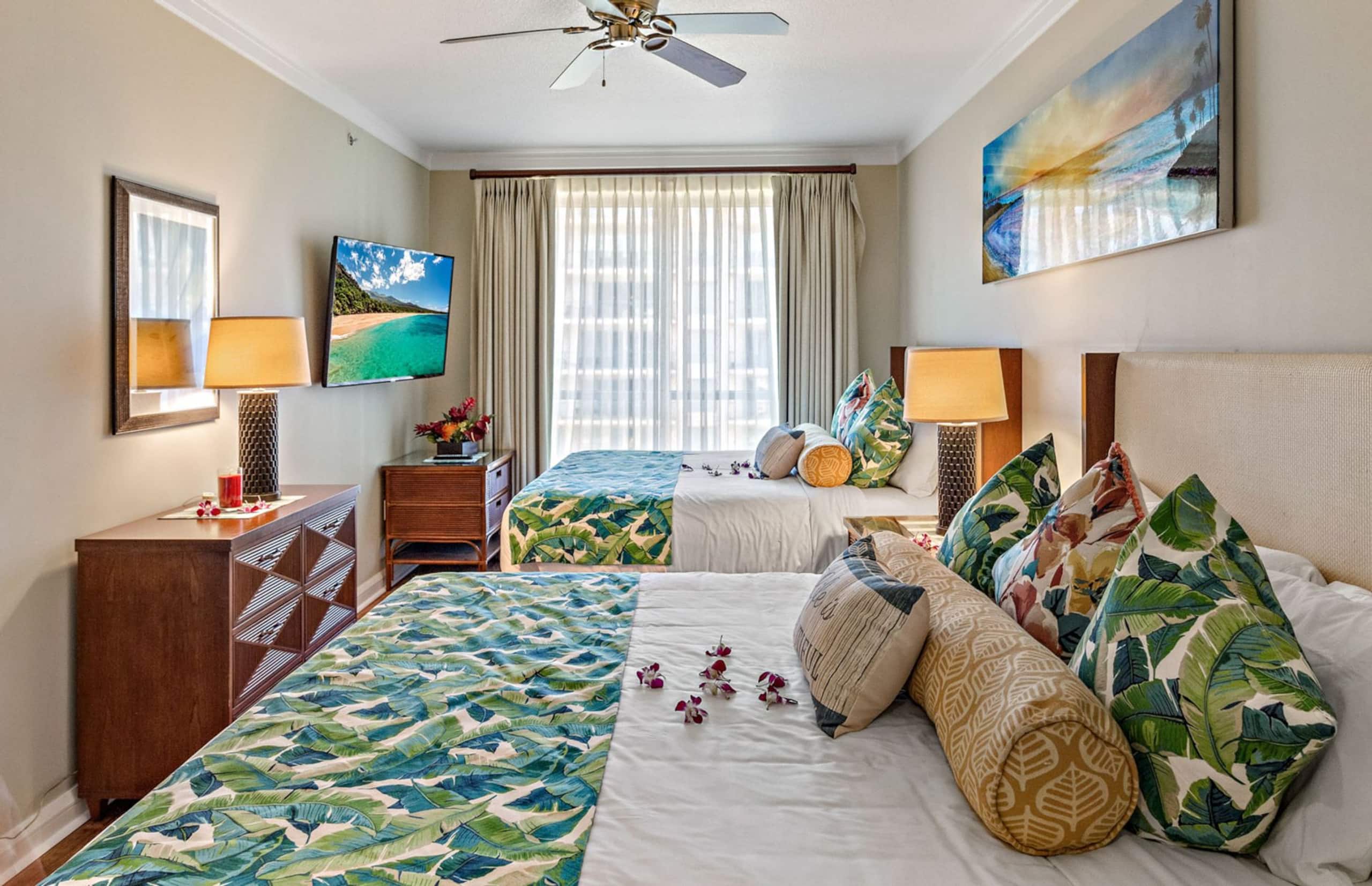 Condo in Lahaina · ★4.95 · 2 bedrooms · 4 beds · 2 shared baths - Image 21