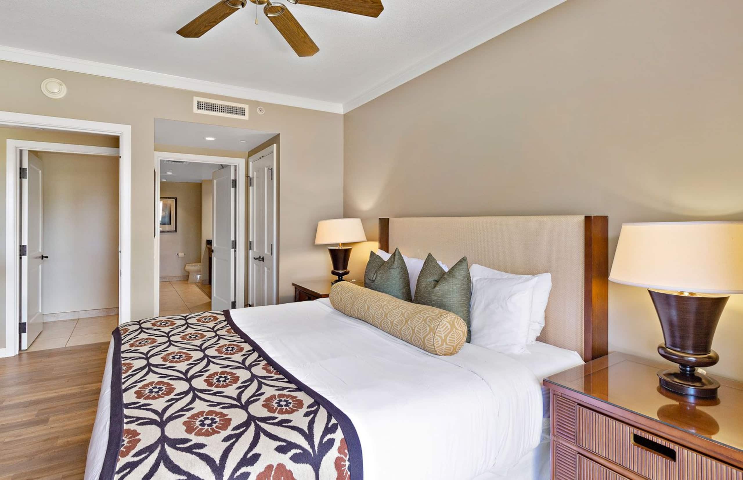 Condo in Lahaina · ★4.89 · 2 bedrooms · 3 beds · 1 bath - Image 25