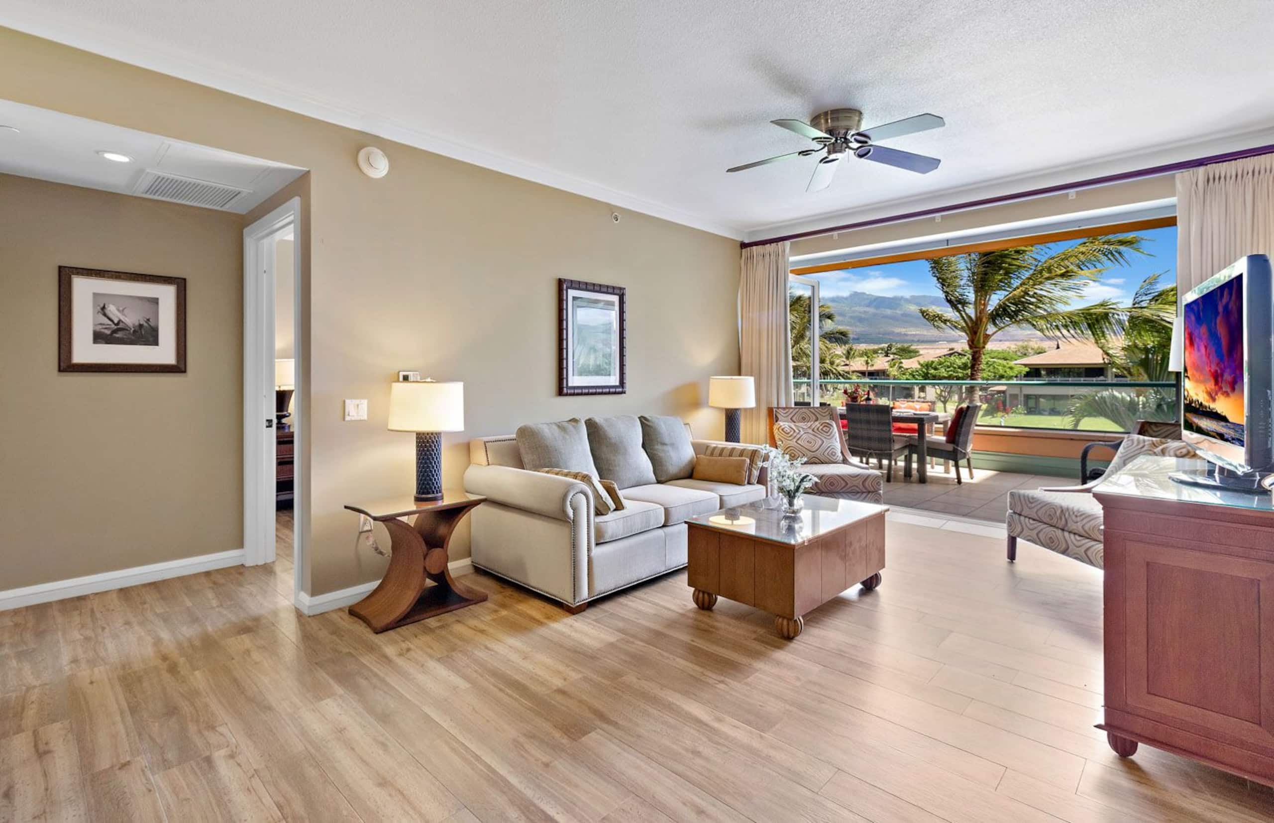 Condo in Lahaina · ★4.89 · 2 bedrooms · 3 beds · 1 bath - Image 11