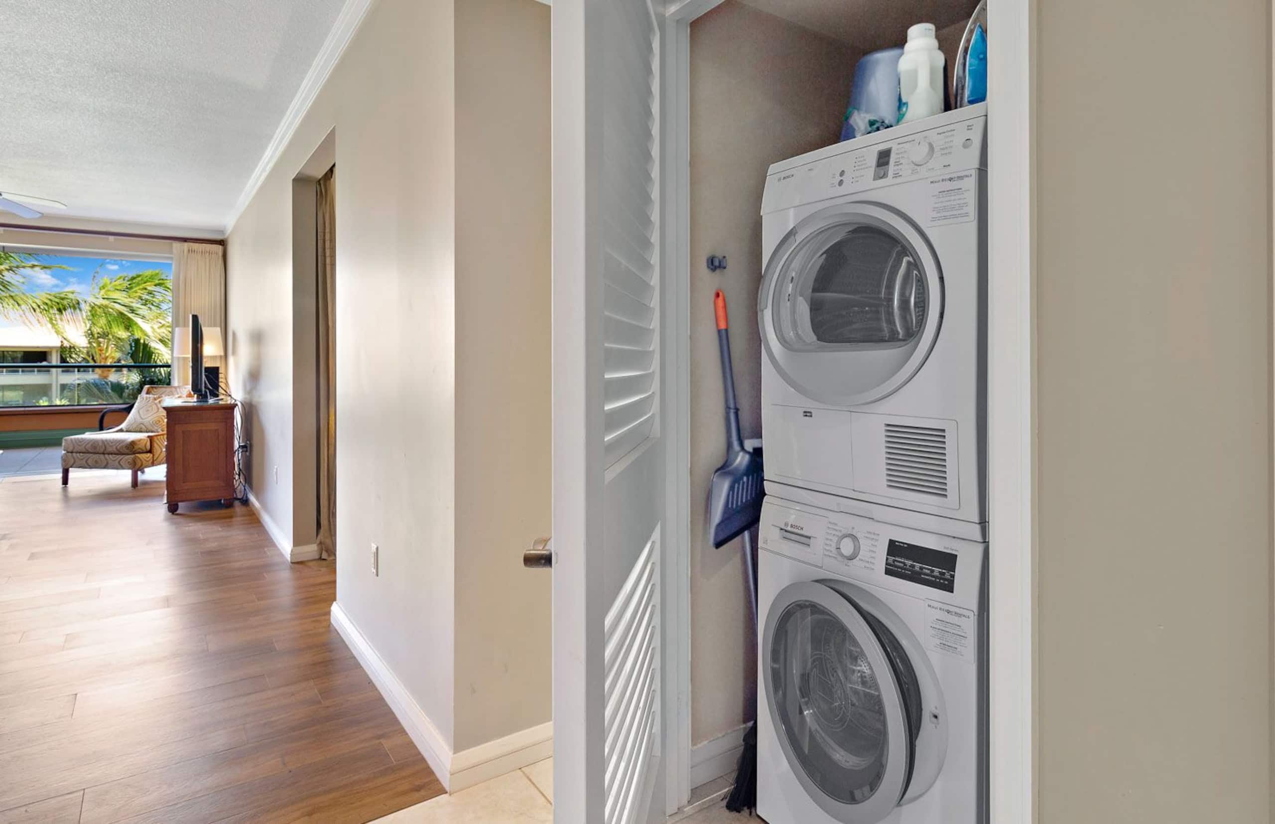 Condo in Lahaina · ★4.89 · 2 bedrooms · 3 beds · 1 bath - Image 22