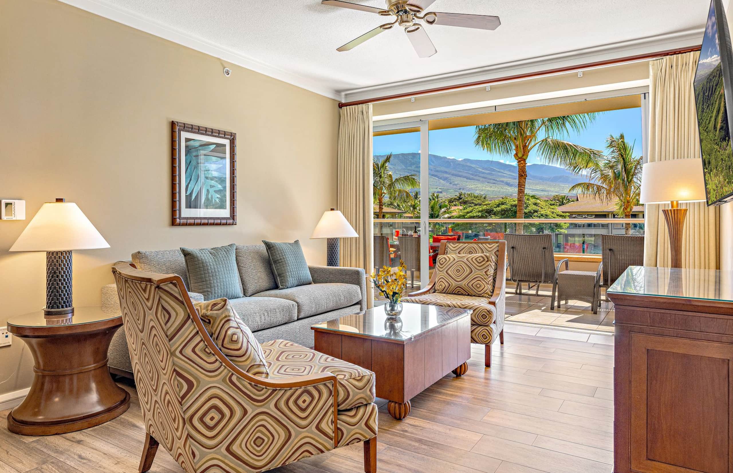 Condo in Lahaina · ★4.89 · 2 bedrooms · 3 beds · 1 bath - Image 3