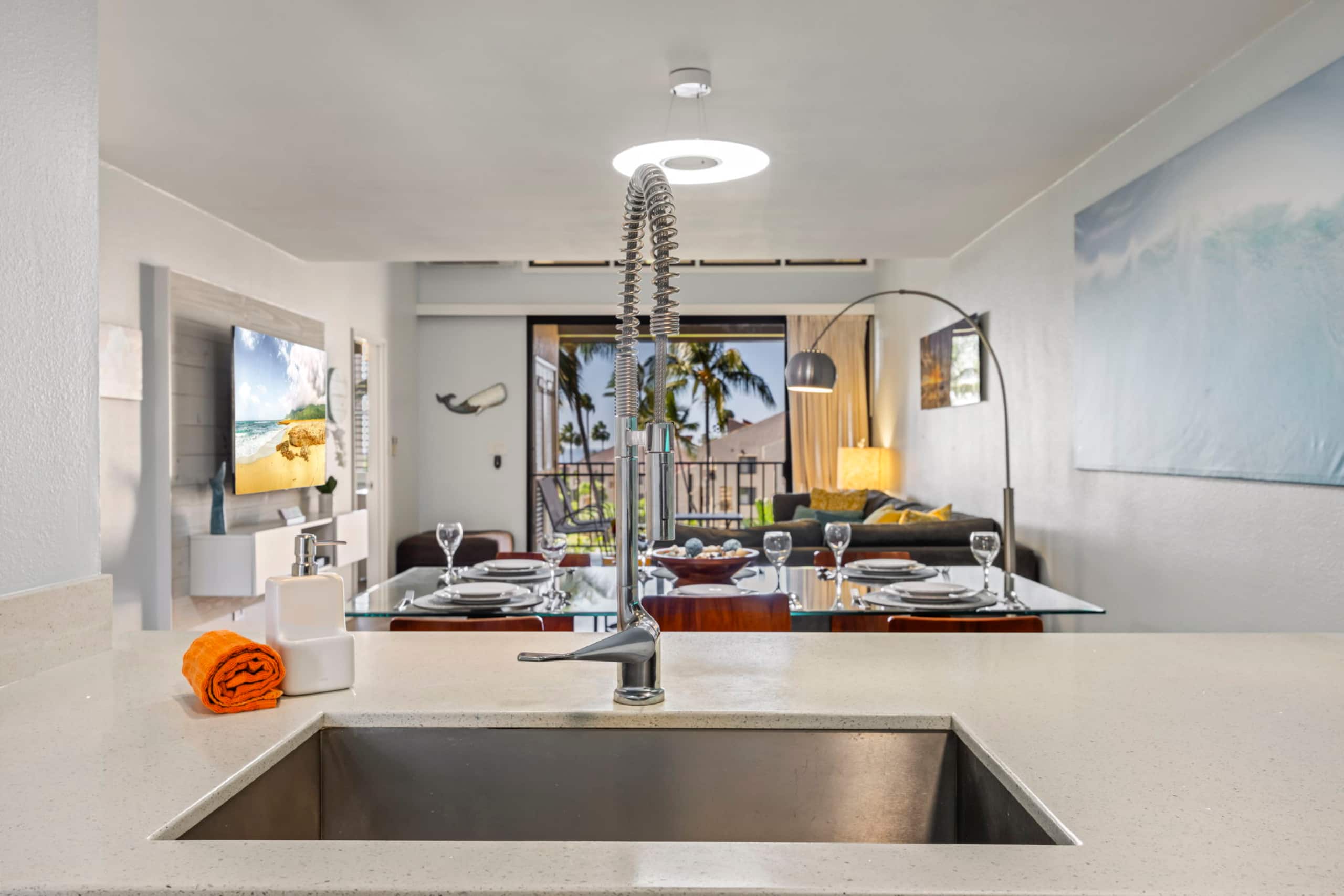 Condo in Kihei · ★4.76 · 3 bedrooms · 2 beds · 3 shared baths - Image 31