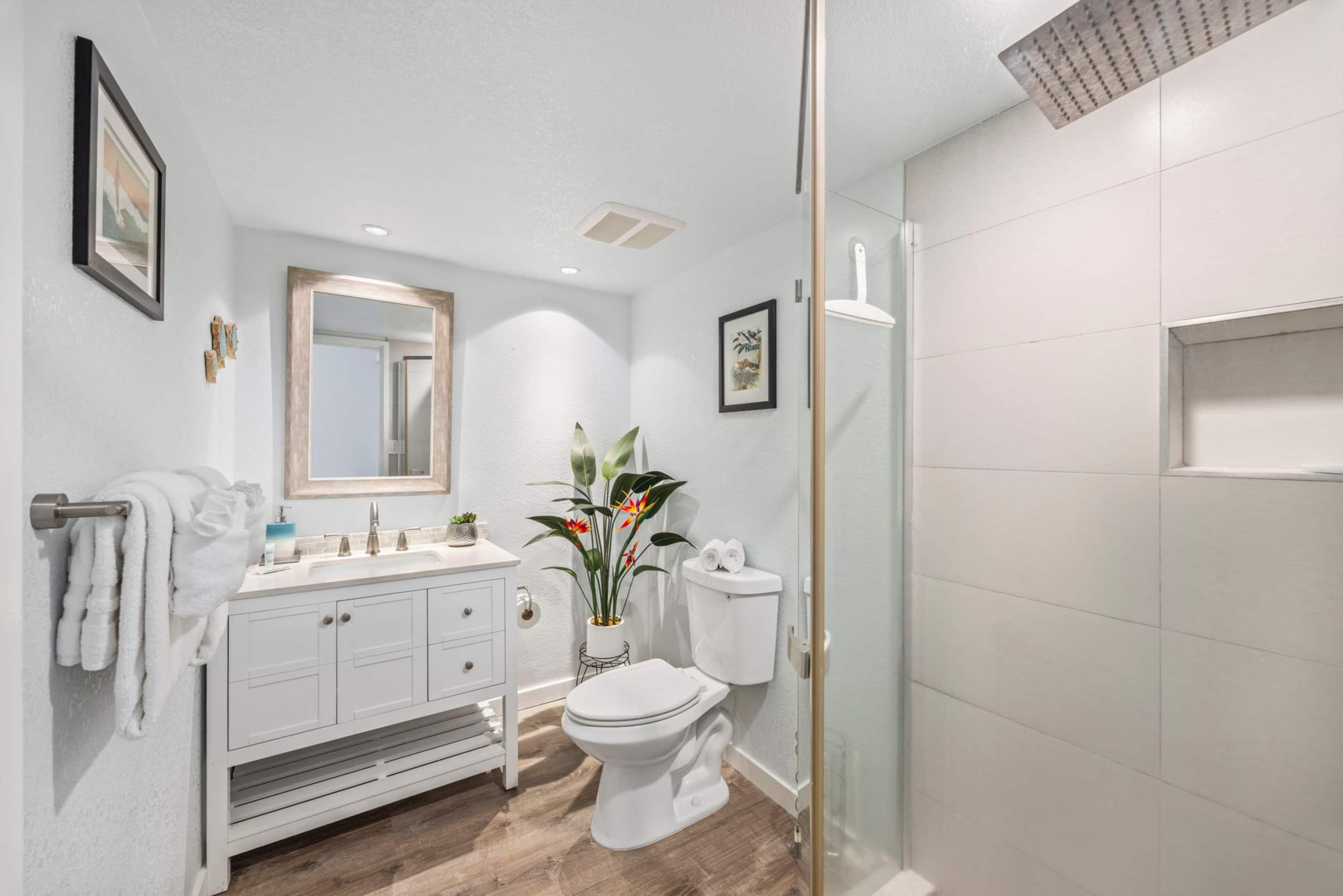Condo in Kihei · ★4.76 · 3 bedrooms · 2 beds · 3 shared baths - Image 23