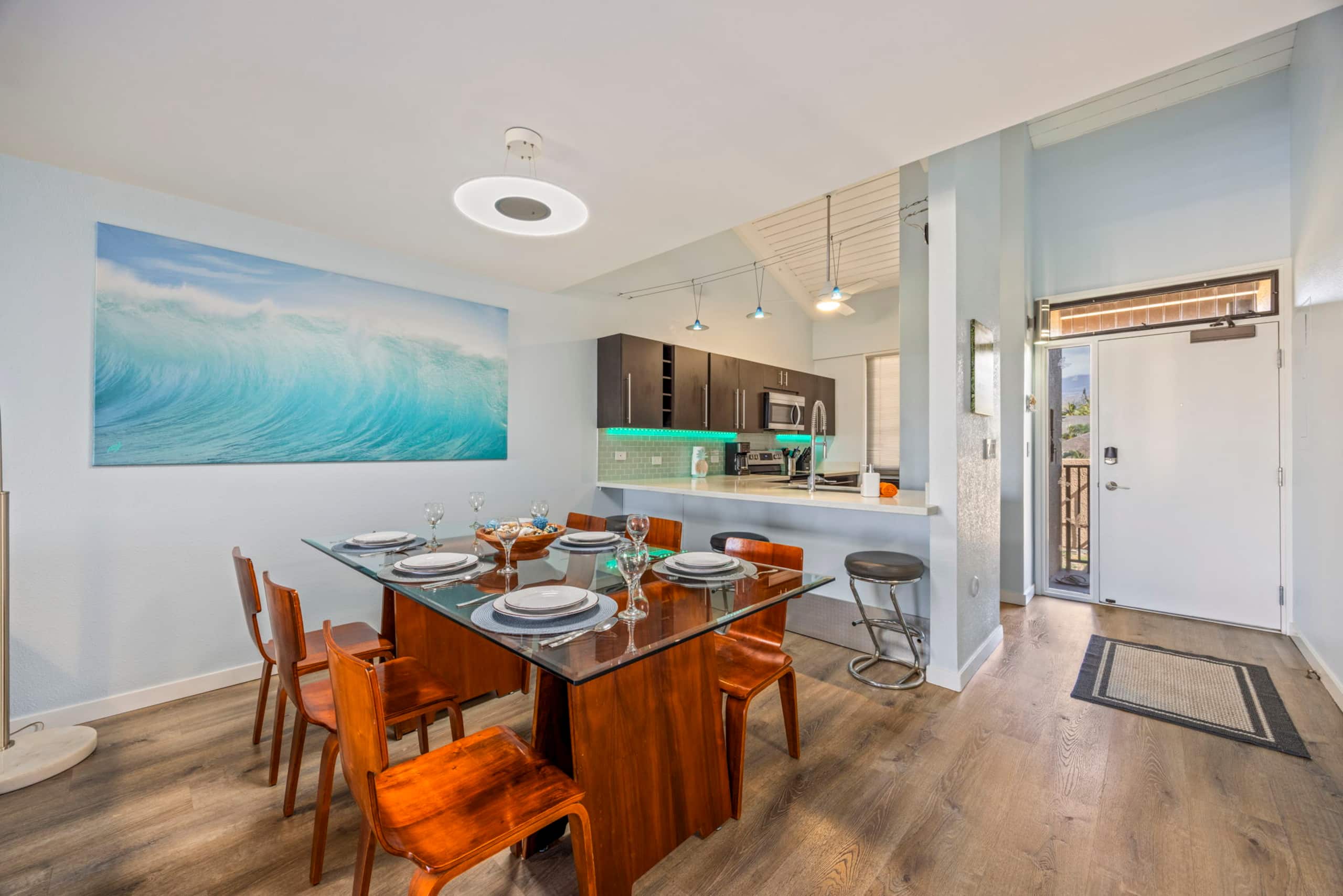 Condo in Kihei · ★4.76 · 3 bedrooms · 2 beds · 3 shared baths - Image 14