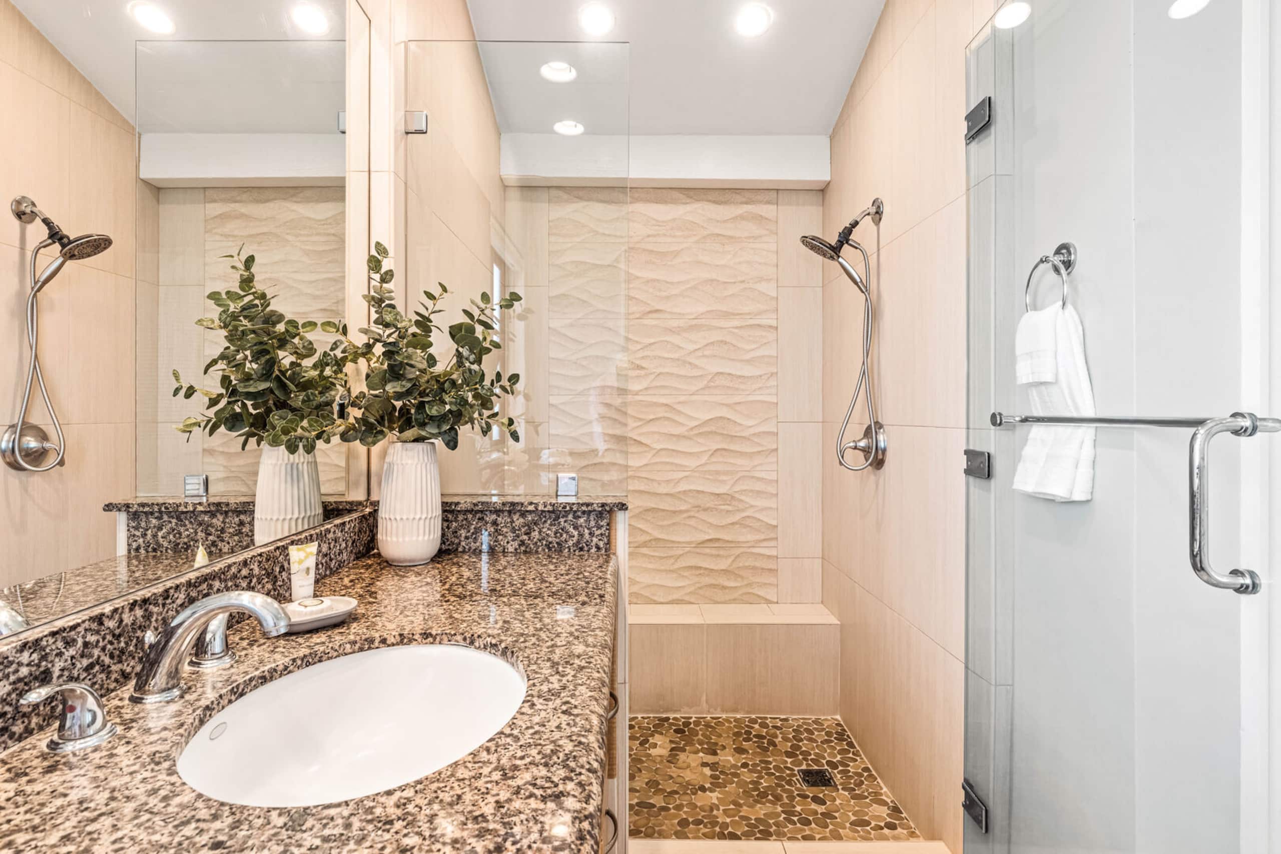 Condo in Lahaina · ★4.91 · 1 bedroom · 2 beds · 1.5 baths - Image 19