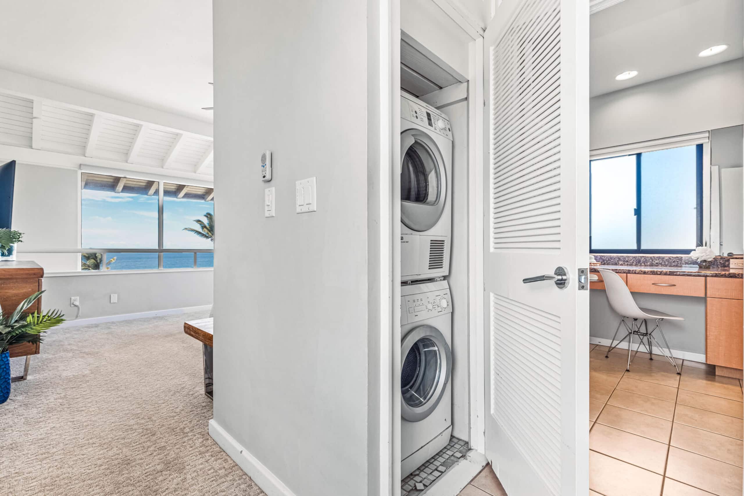 Condo in Lahaina · ★4.91 · 1 bedroom · 2 beds · 1.5 baths - Image 17