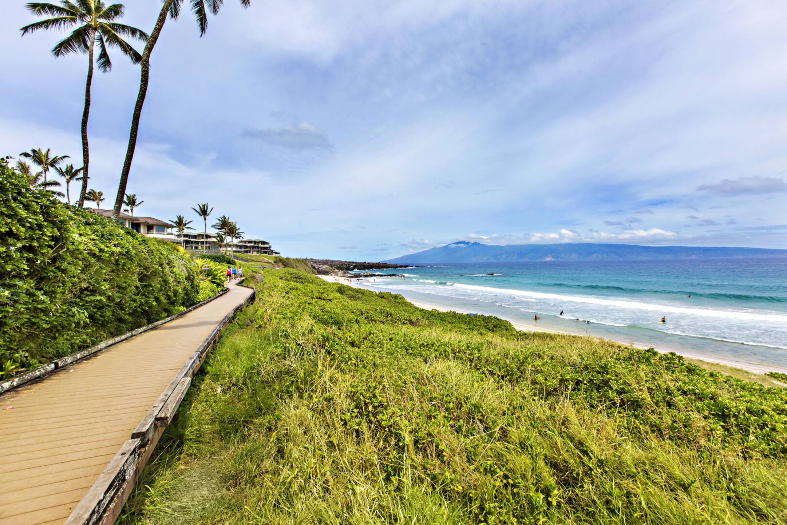Condo in Lahaina · ★4.91 · 1 bedroom · 2 beds · 1.5 baths - Image 31