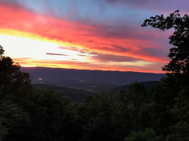 little getaway managed Airbnb listing 1