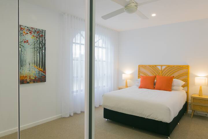 Dormitorio 2 - Cama queen - Arriba Seaview Rd End