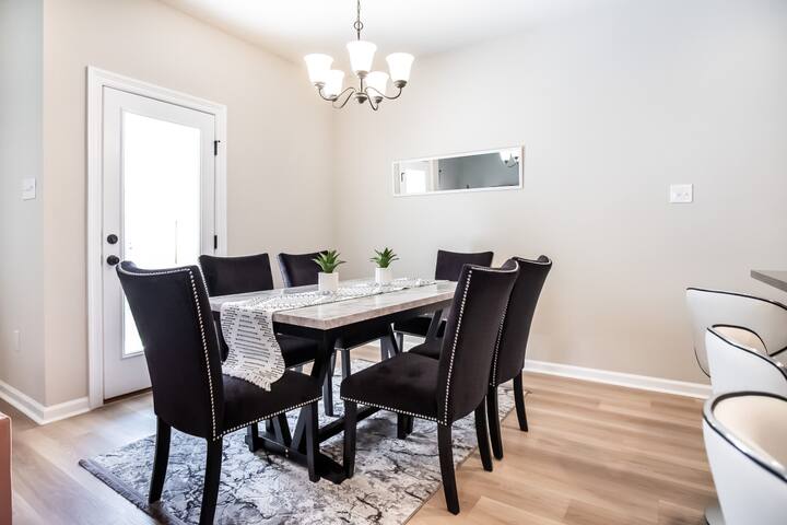 Sweetlife Properties managed Airbnb listing 2
