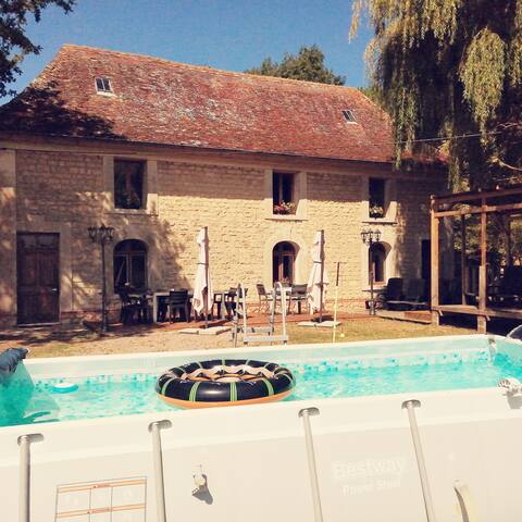 240 m² house, 6 bedrooms, 6 bathrooms, 1 SPA