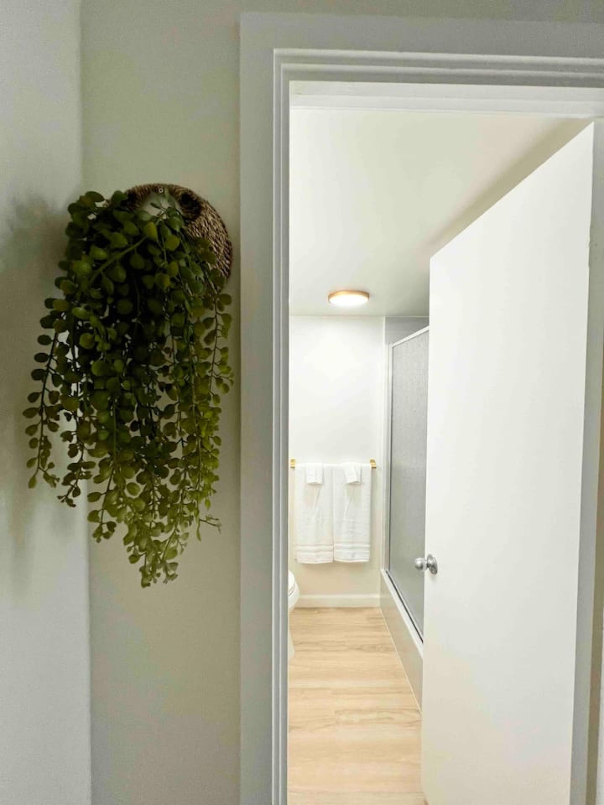 Cozy Studio at the Heart of Waikiki - Image 18