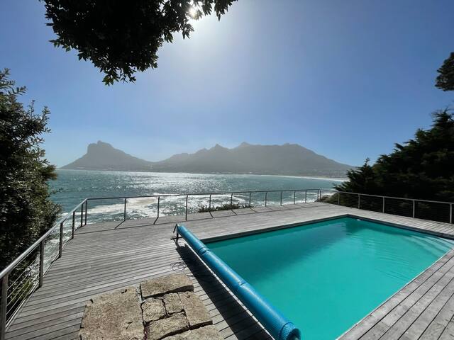 Bay View on Chapmans Peak Pool BBQ gallery image 2