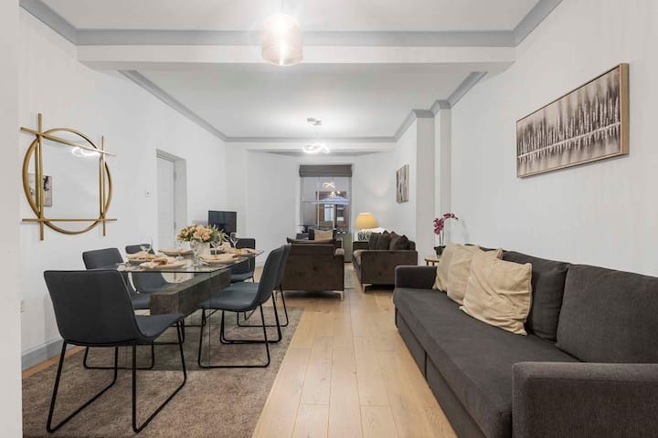 Super Spacious 3 Bedroom and 3 Bathroom Apartment