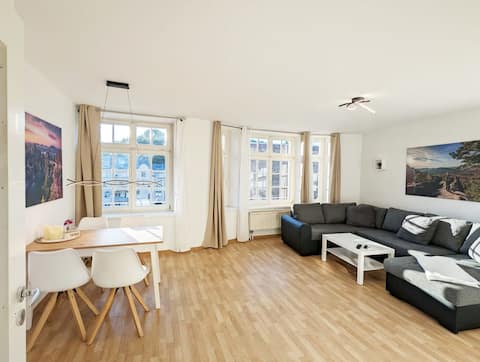 Urlaubsmagie -  (Whirl)Pool, Sauna &Terrasse -HW2B