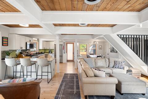 Elevated Hideaway | Deck w/ Valley Views, Hot Tub
