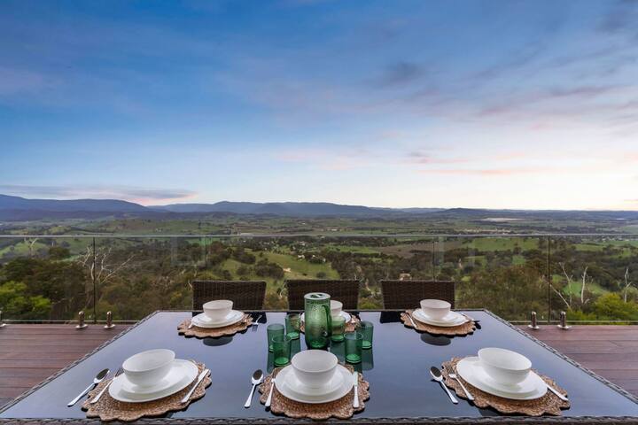 Skyline Views Yarra Valley’s Elevated Escape gallery image 5