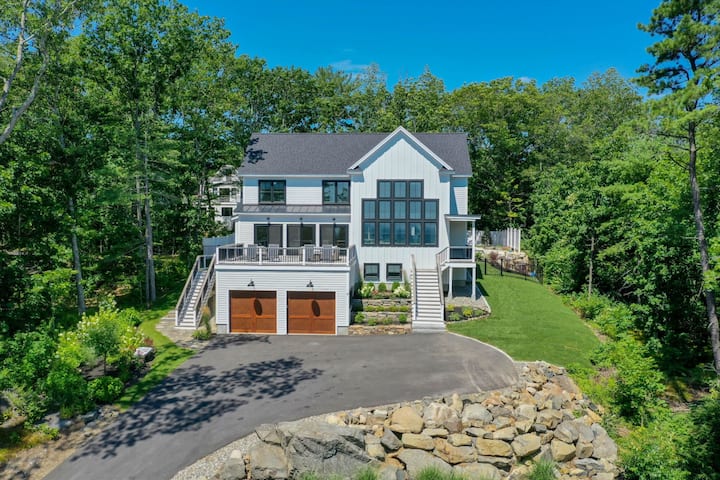 Modern 4BR Ogunquit Getaway | Ocean Views + Pool
