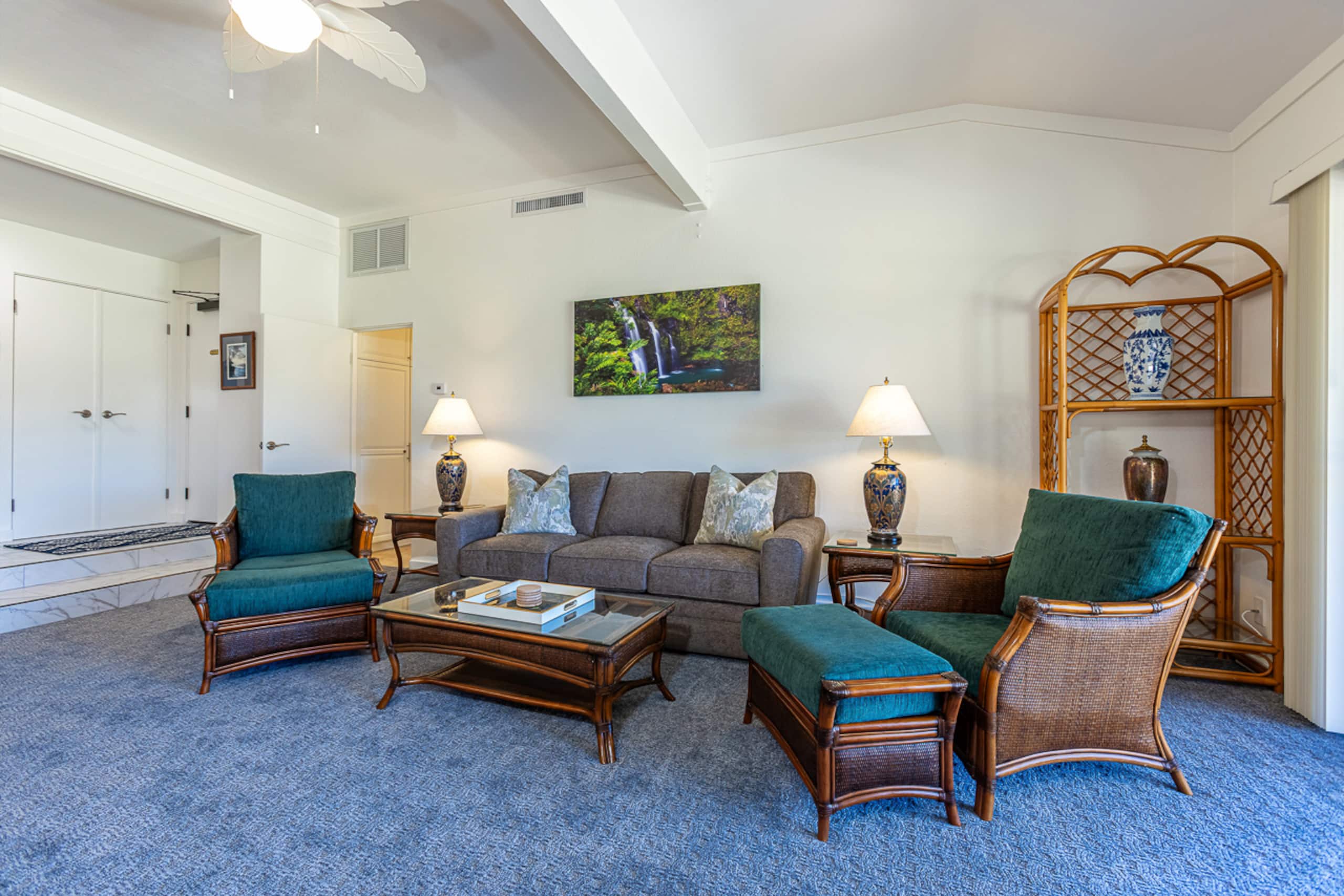 Condo in Lahaina · ★5.0 · 2 bedrooms · 2 beds · 2 baths - Image 8