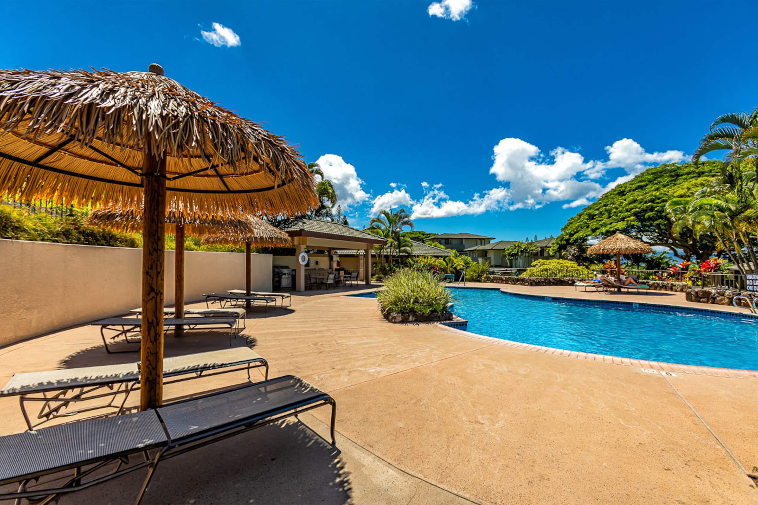 Condo in Lahaina · ★5.0 · 2 bedrooms · 2 beds · 2 baths - Image 46