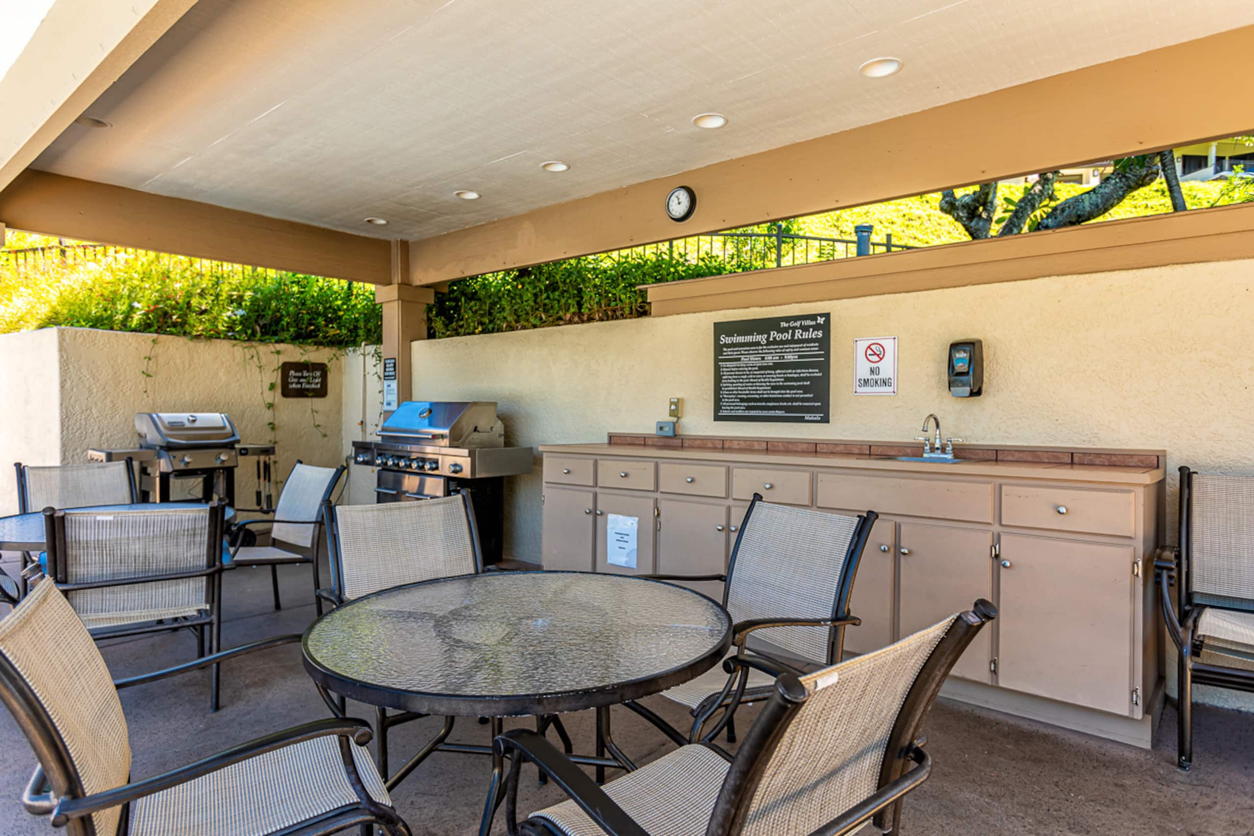 Condo in Lahaina · ★5.0 · 2 bedrooms · 2 beds · 2 baths - Image 49