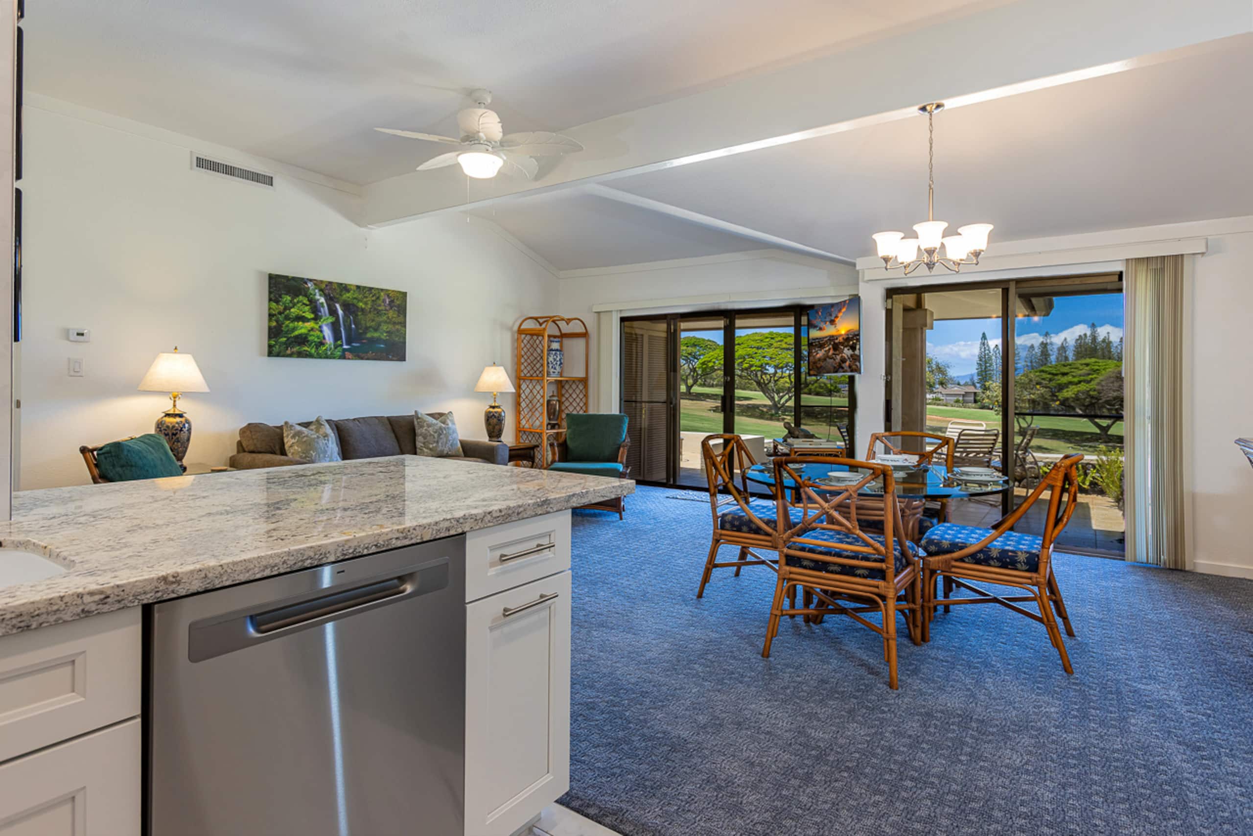 Condo in Lahaina · ★5.0 · 2 bedrooms · 2 beds · 2 baths - Image 15