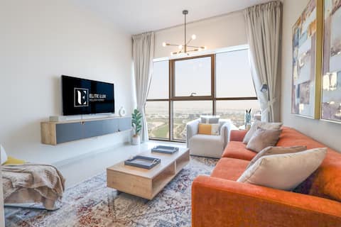 Successful Airbnb property: Golf View Luxurious 1 BR in Dubai in Al Hebiah Third