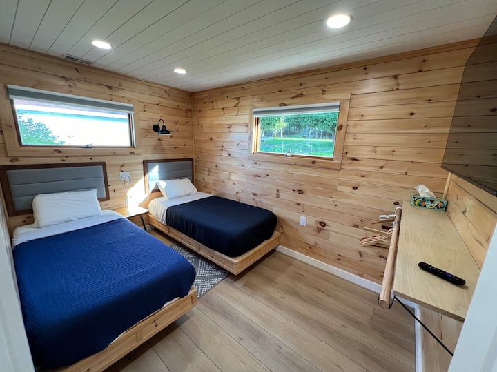 TwinXL Room
