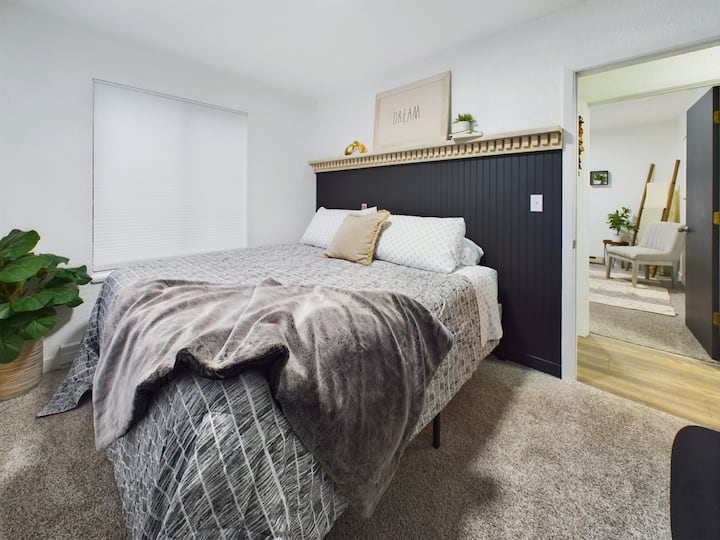 Დაისვენეთ ჰონორარივით ამ დიდი ზომის საცხოვრებელში