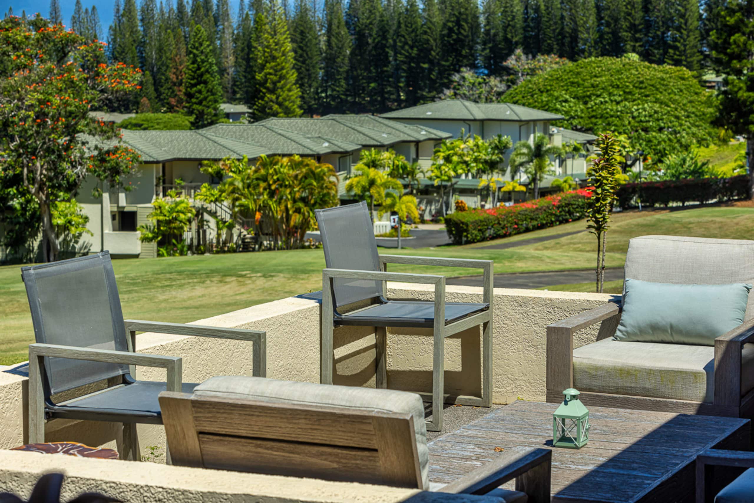 Condo in Lahaina · ★4.17 · 2 bedrooms · 4 beds · 2 baths - Image 13