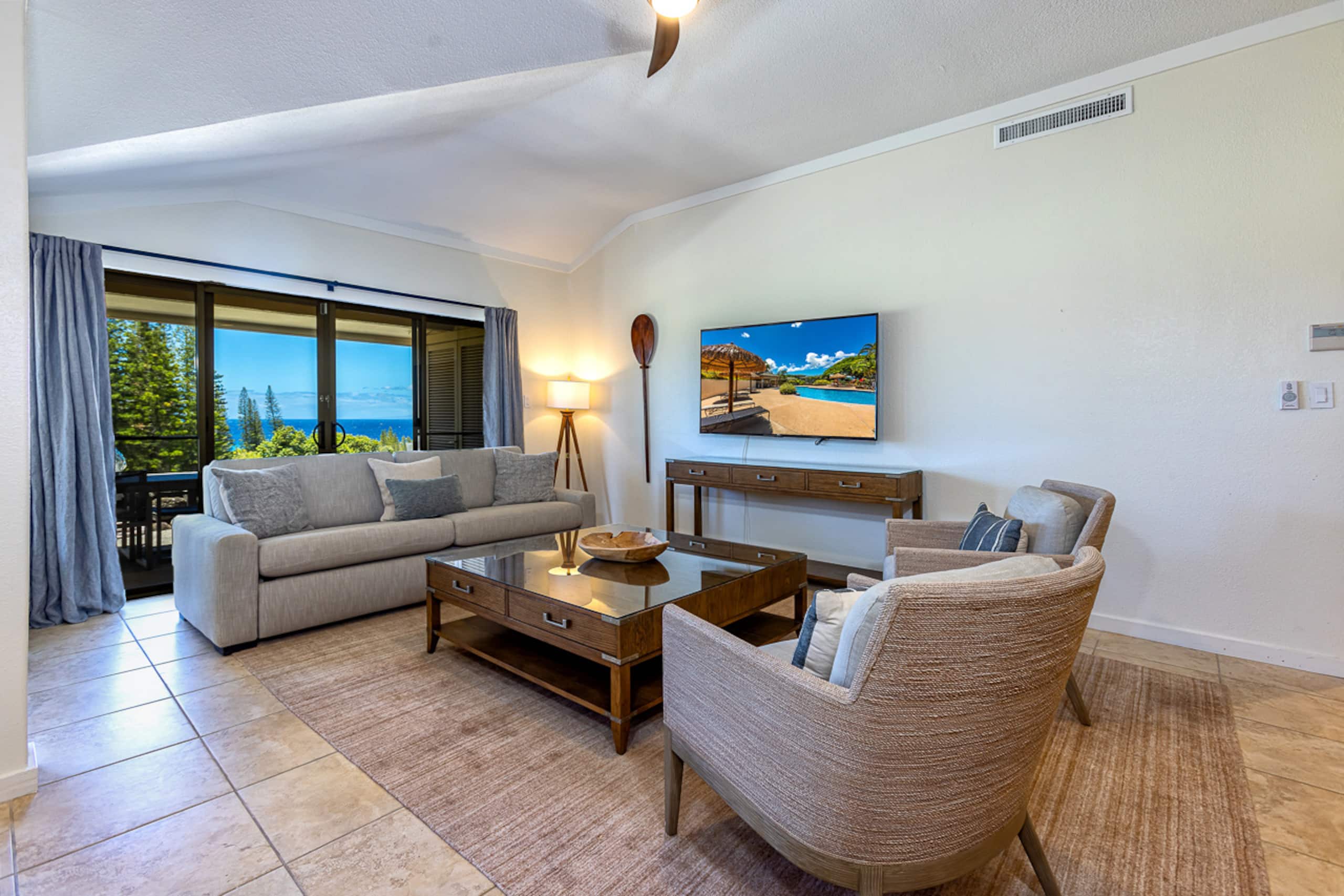 Condo in Lahaina · ★4.17 · 2 bedrooms · 4 beds · 2 baths - Image 15