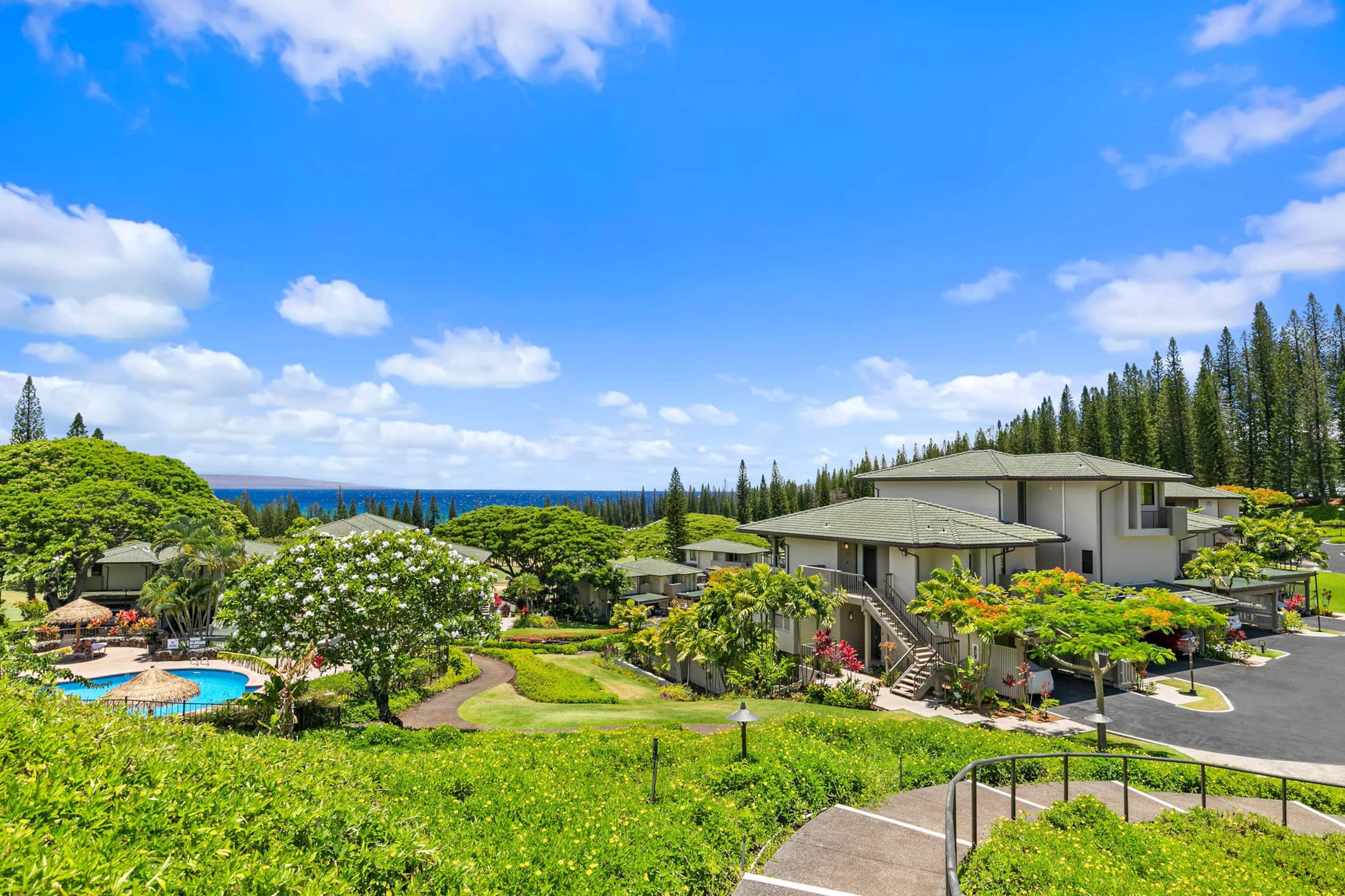 Condo in Lahaina · ★4.17 · 2 bedrooms · 4 beds · 2 baths - Image 58