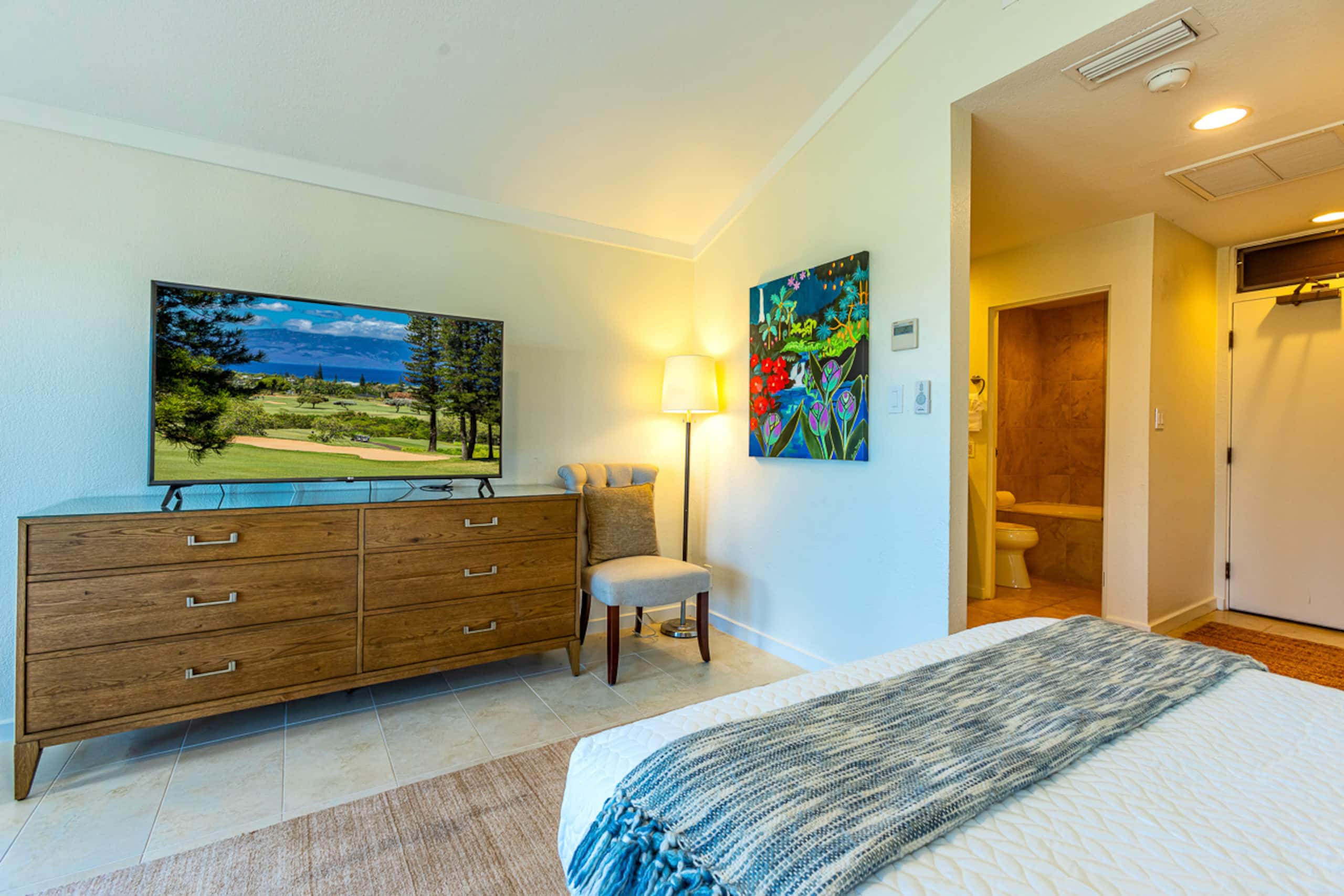 Condo in Lahaina · ★4.17 · 2 bedrooms · 4 beds · 2 baths - Image 32