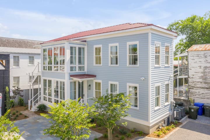 New! 93.5 A&b - 6 Bedrooms Close To King St! - Charleston, SC