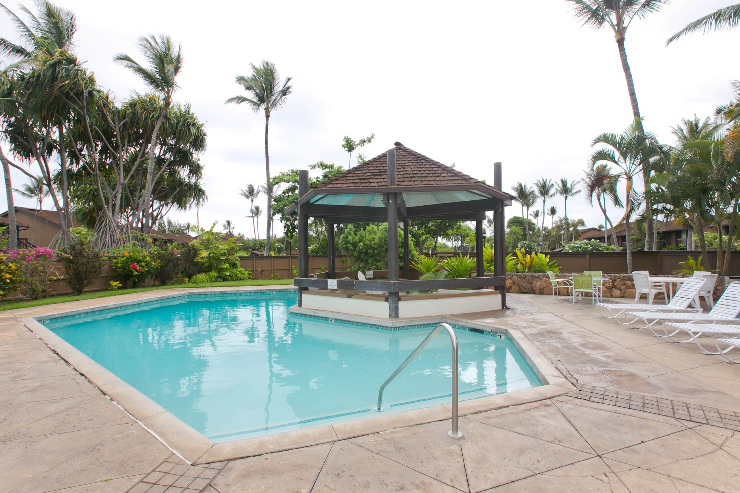 Condo in Kahuku · ★4.68 · 1 bedroom · 3 beds · 2 shared baths - Image 26