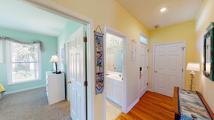 Beautiful 2br 2ba Lakeside Villa With Lake Views - Pawleys Island, SC