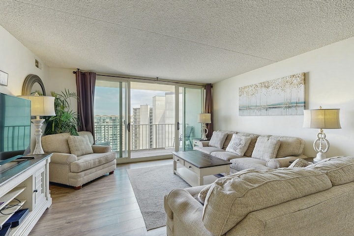 Sunny Beach Condo With Pools, Tennis & Ac! - Ocean City, MD