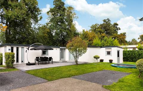 Cozy home in Heinkenszand