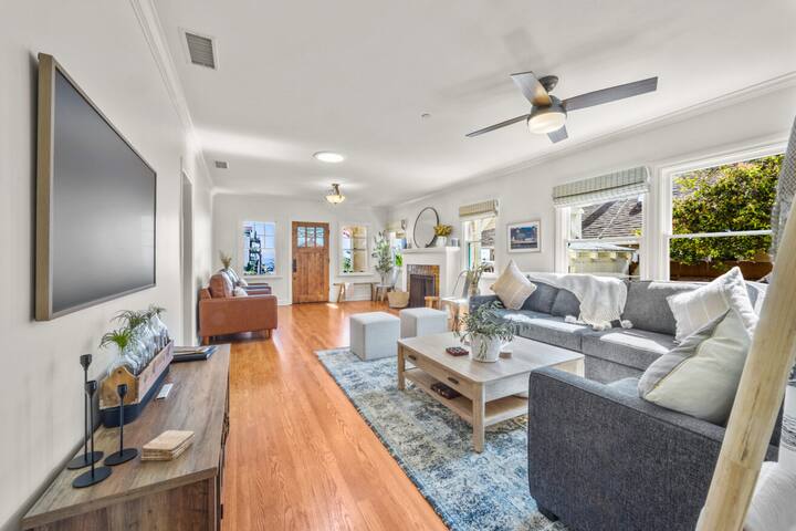 117V – Modern Avalon house, WIFI, Golf Cart, BBQ gallery image 3