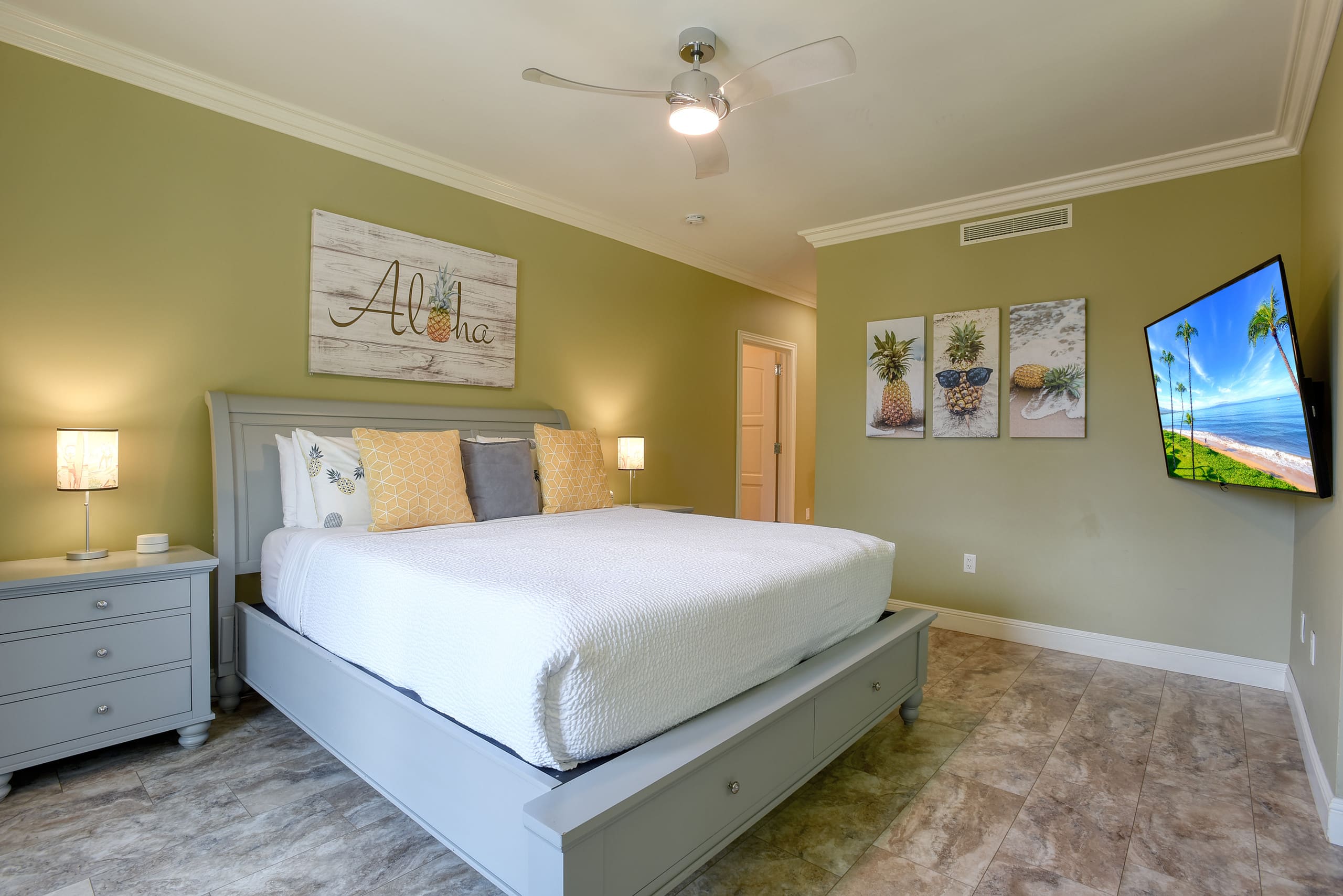 Townhouse in Kihei · ★4.82 · 4 bedrooms · 4 beds · 3.5 baths - Image 14