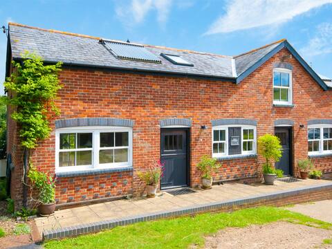 2 Bed in Alverstone (IC091)