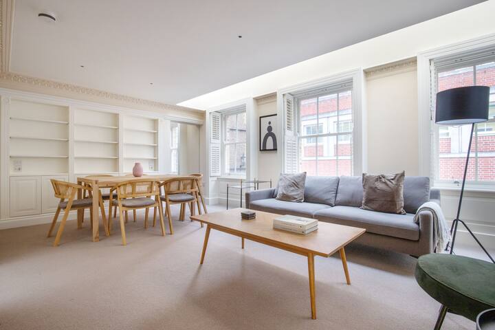 Blueground | Marylebone, balcony, retractable roof gallery image 2