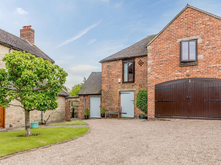 2 Bed In Ashbourne (Oc-pk816) - Derbyshire