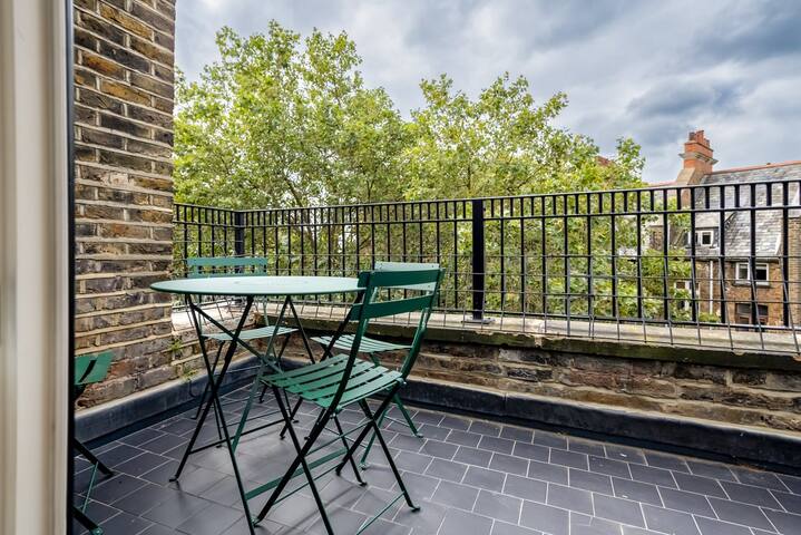 GuestReady – Idyllic Getaway in Hampstead gallery image 2