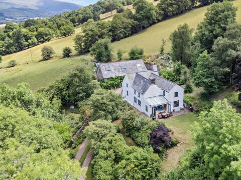 3 Bed in Llangynidr (56811)
