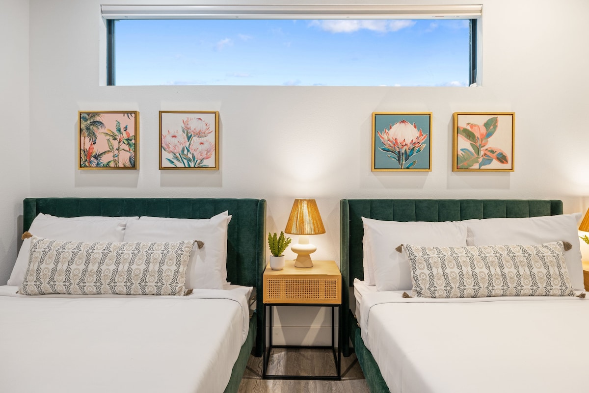 Спалня на 1 - ви етаж - 2 двойни легла